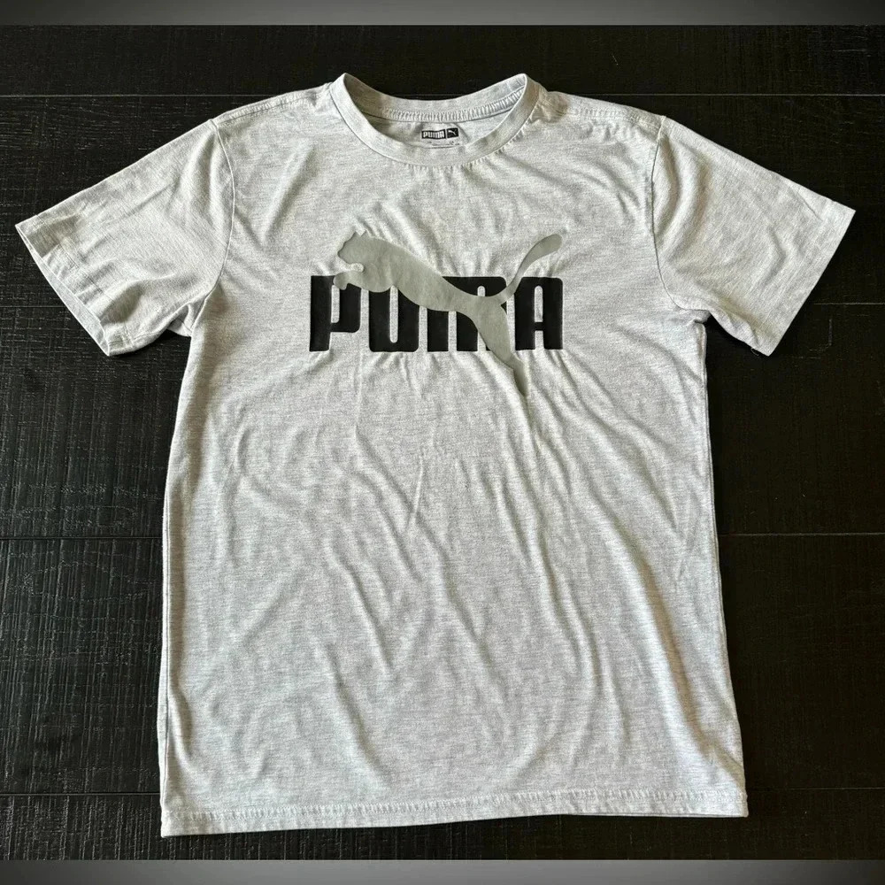 PUMA BOYS SHORT SLEEVE GRAY/ BLACK T SHIRT SIZE XL (18-20)